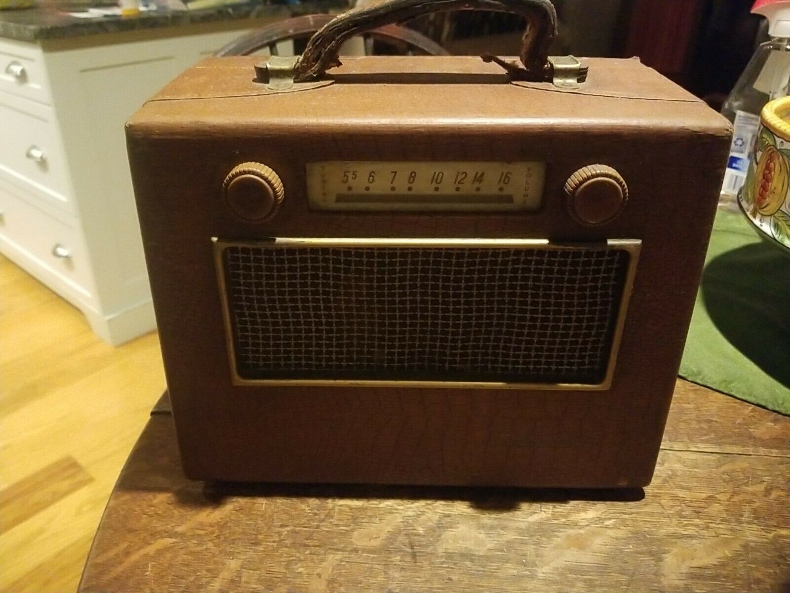 Vintage Silvertone Model 225 Portable Radio For Parts Restoration