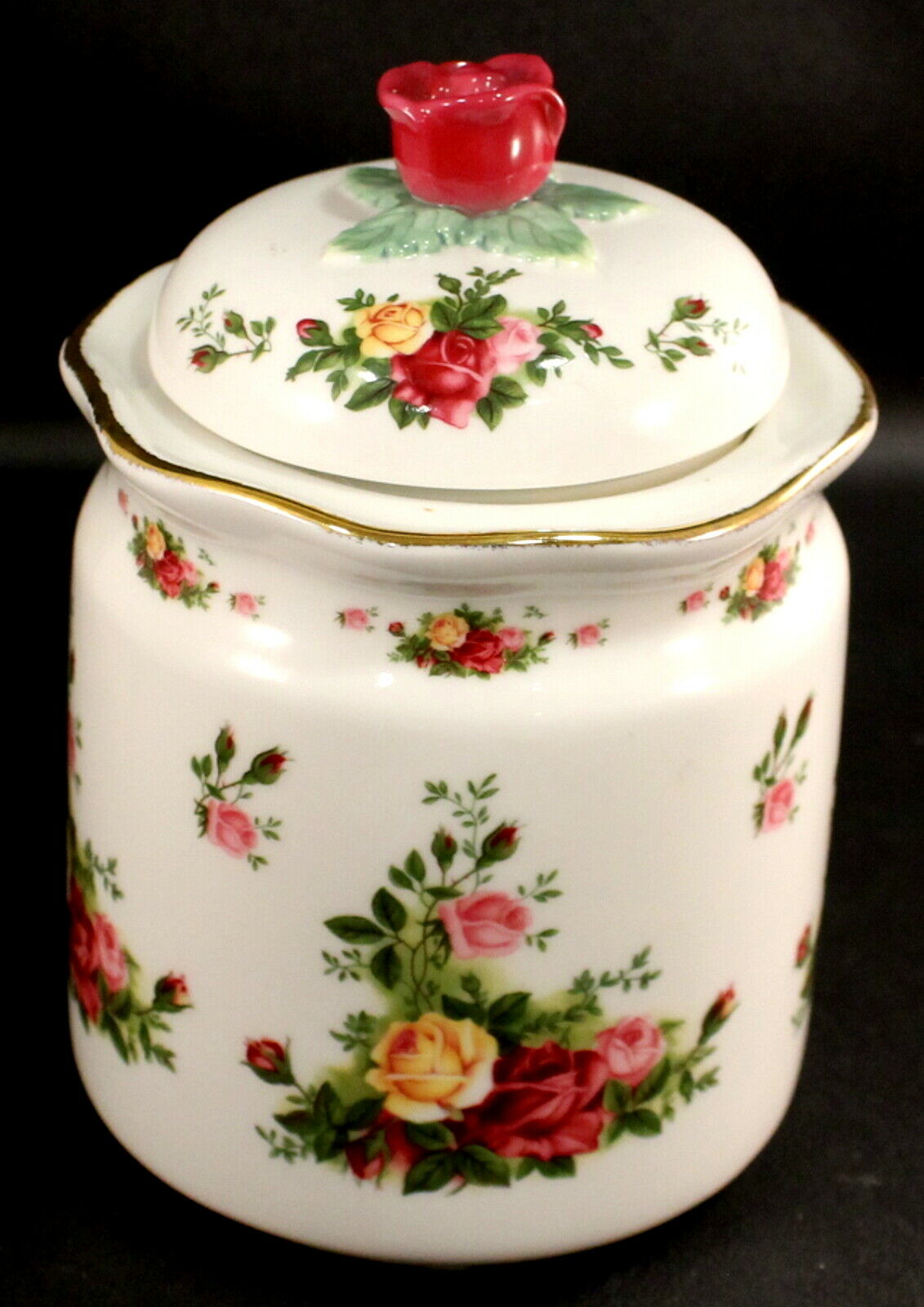 Royal Albert Old Country Roses 7" Canister Rose Finial  Excellent Condition