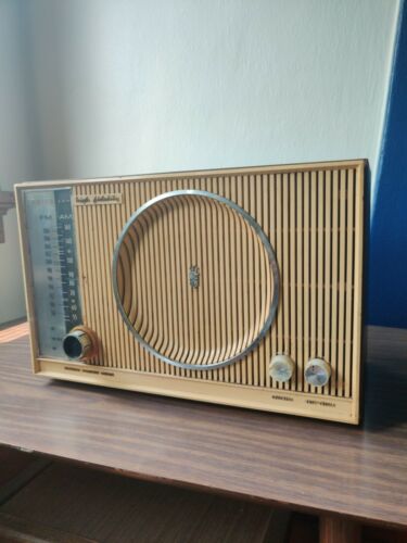 Vintage Zenith C845 High Fidelity Am/fm Table Top Tube Radio Works *read*